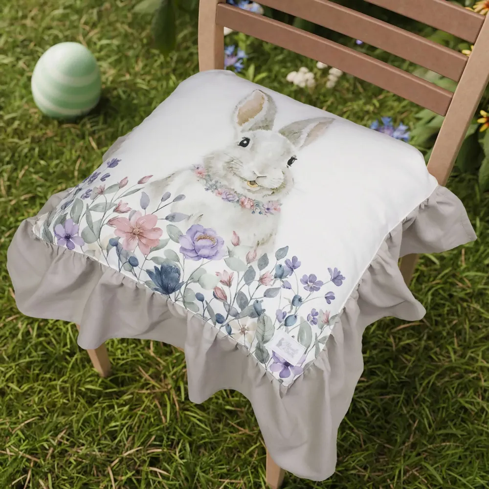 Cuscino coprisedia pasquale con balza Nuvole di Stoffa 40x40+15cm Bunny 6688