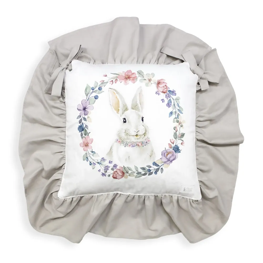 Cuscino coprisedia pasquale con balza Nuvole di Stoffa 40x40+15cm Bunny 6689
