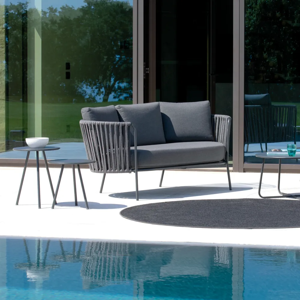 Divano 2 posti corda e acciaio "Daisy Rope" sofà lounge da giardino cm 160x73 71h Colori Vivaci
