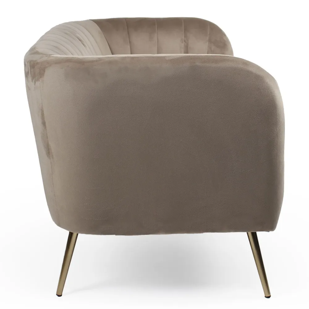 Divano contemporaneo Bombaro 2 posti con gambe metallo dorato e velluto Taupe