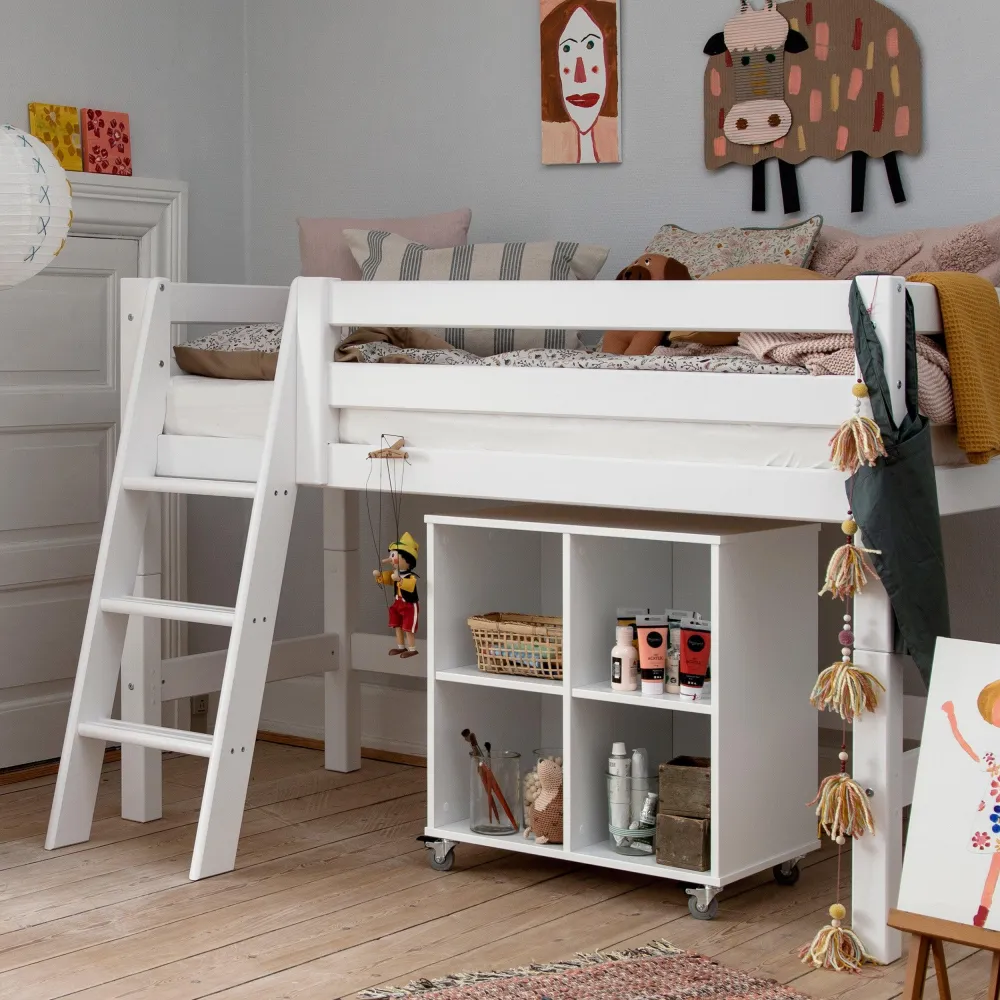 Pacchetto letto: Altezza letto 70x160 con scaffale e set di tavolo e sedie per bambini