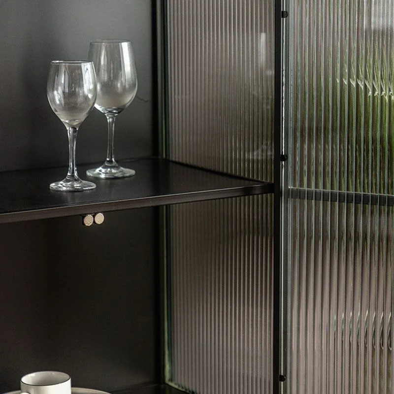 Credenza buffet metallo con ante vetro stile moderno per la casa Clearhalo