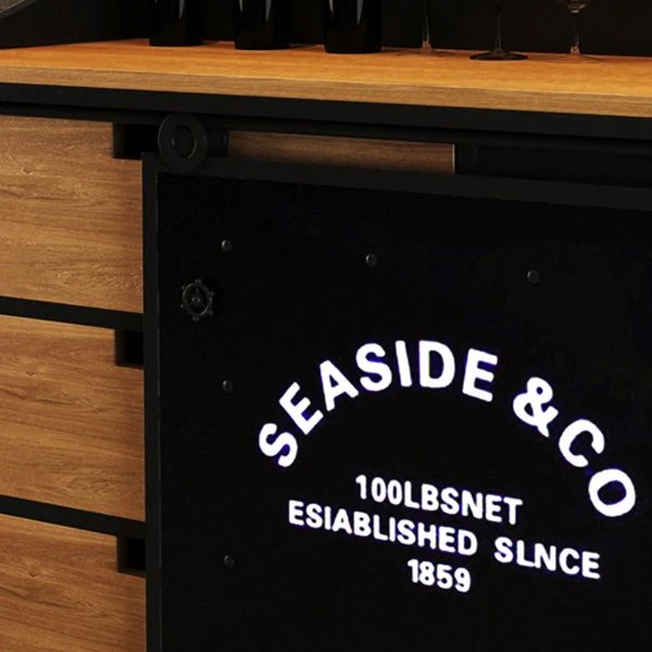 Credenza moderna per sala da pranzo con ante scorrevoli metallo e buffet legno nero Clearhalo