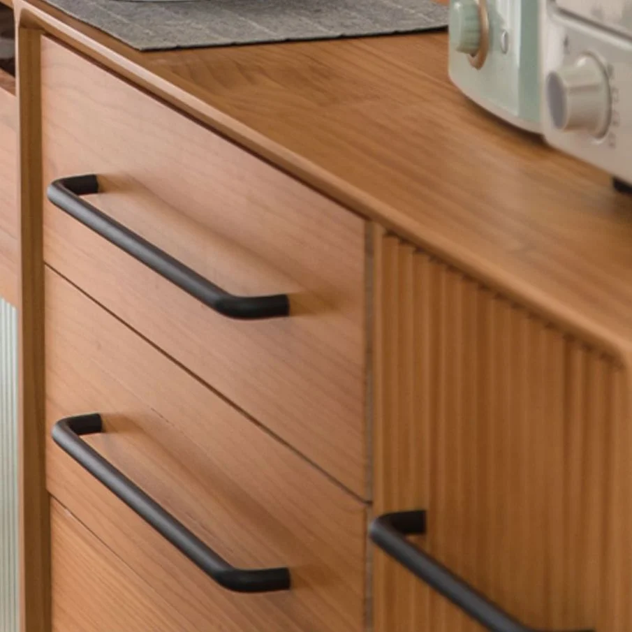 Credenza moderna da soggiorno legno di pino con cassetti e anta vetro Clearhalo