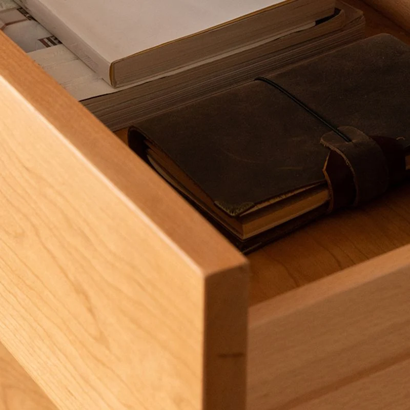 Credenza portaoggetti legno massello stile nordico con anta vetro e cassetti Clearhalo