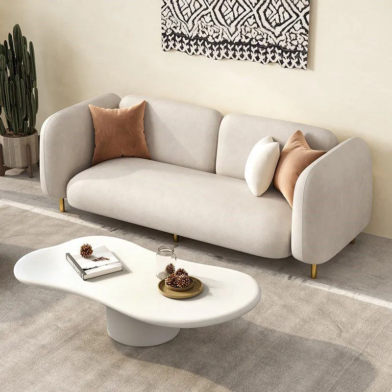 Divano da soggiorno smoking stile moderno con braccioli quadrati ecopelle e gambe ottone Clearhalo