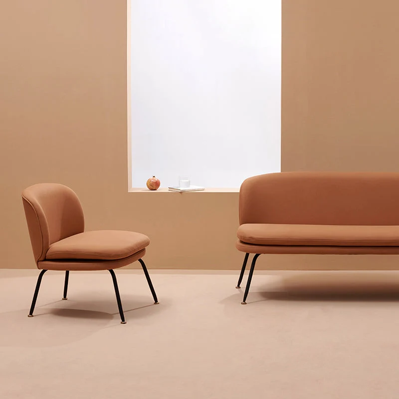 Divano standard moderno con schienale stretto e resistente alle macchie ecopelle Clearhalo