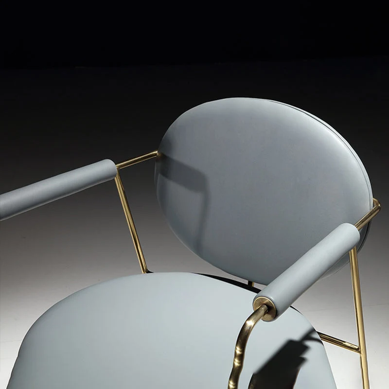 Glam Arm Chair Sedia da pranzo pelle con struttura dorata per la casa Clearhalo