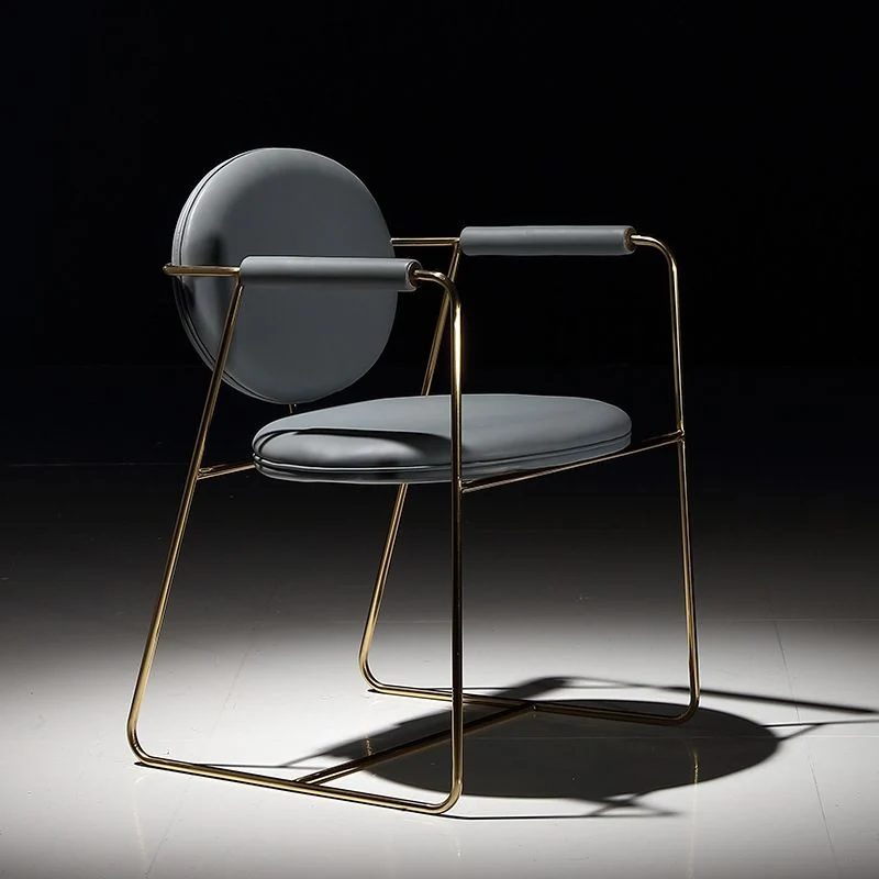 Glam Arm Chair Sedia da pranzo pelle con struttura dorata per la casa Clearhalo