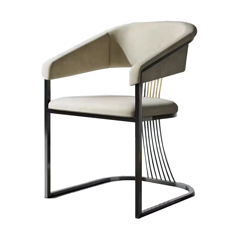 Glam Kitchen Side Chair, base dorata, poltrona da pranzo con schienale aperto Clearhalo