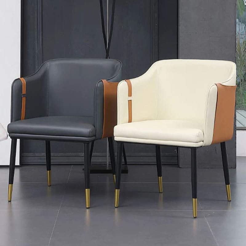Poltrona imbottita Glam Sedia da pranzo ecopelle e metallo Clearhalo