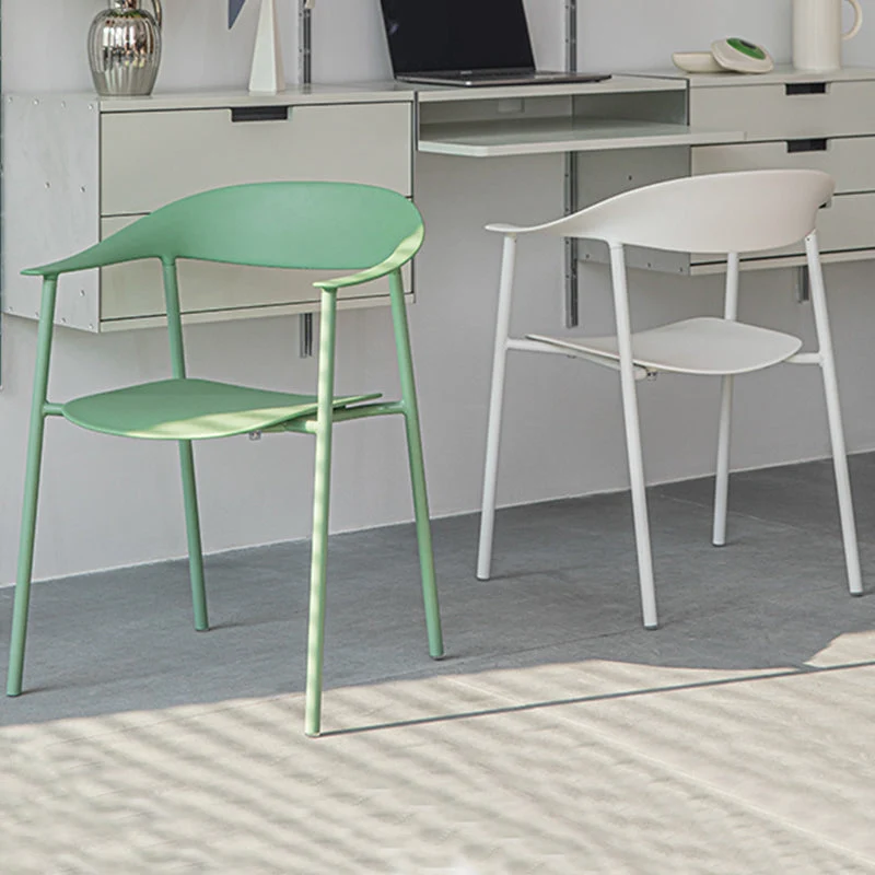 Poltrona da pranzo moderna per interni ed esterni Poltrona plastica con gambe metallo Clearhalo