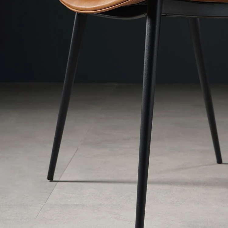Poltrona da pranzo scandinava Sedia laterale con schienale massiccio e 4 gambe metallo per uso domestico Clearhalo