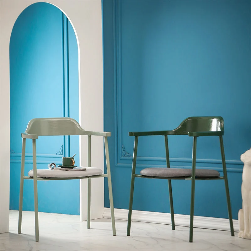 Poltrona da pranzo stile moderno con braccioli metallo, schienale aperto e schienale legno Clearhalo