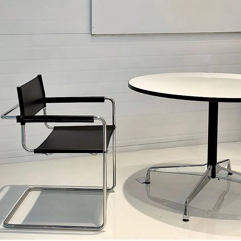 Poltrona da pranzo stile moderno Sedia da pranzo metallo con schienale aperto Clearhalo