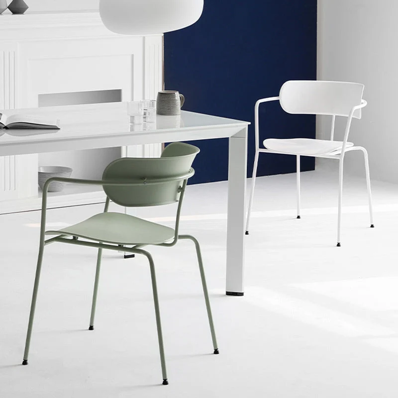 Poltrona stile moderno con schienale aperto plastica e base metallo Clearhalo