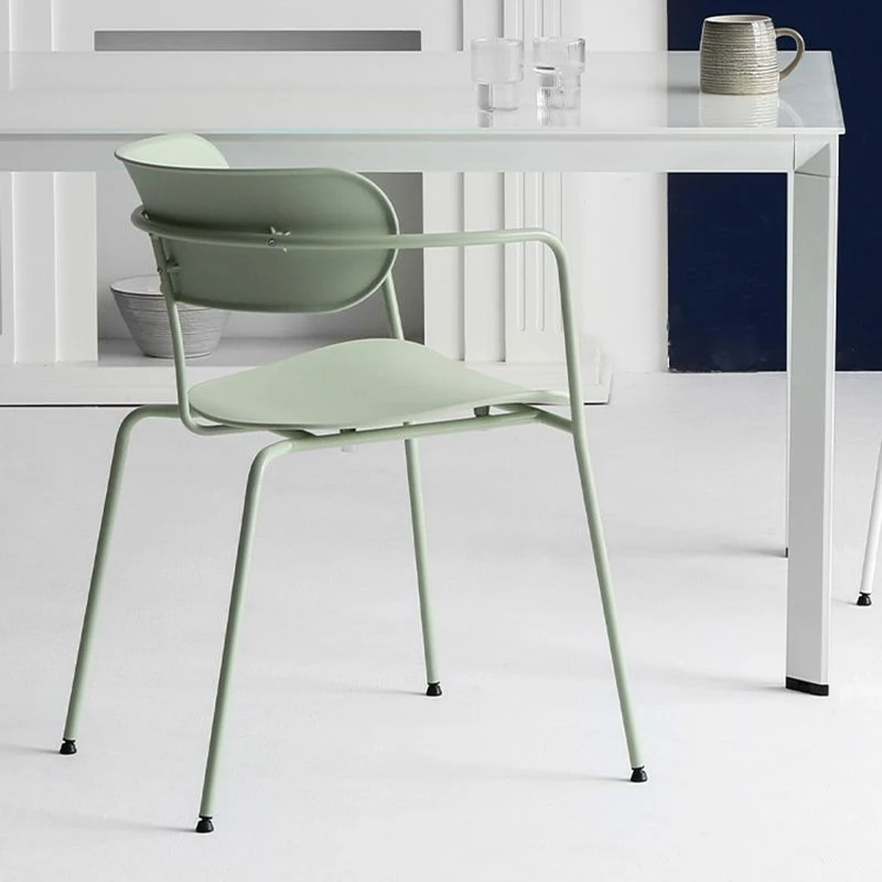 Poltrona stile moderno con schienale aperto plastica e base metallo Clearhalo