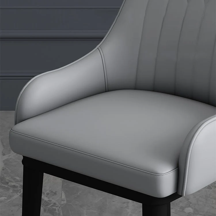 Poltroncina da pranzo moderna pelle con cuscino colorato Sedia Parsons per la casa Clearhalo