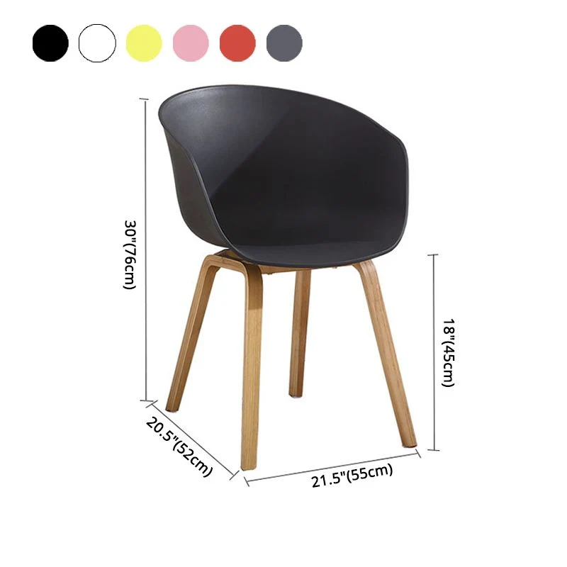 Poltroncina da pranzo scandinava plastica con finitura opaca e schienale massiccio (set di 4) Clearhalo