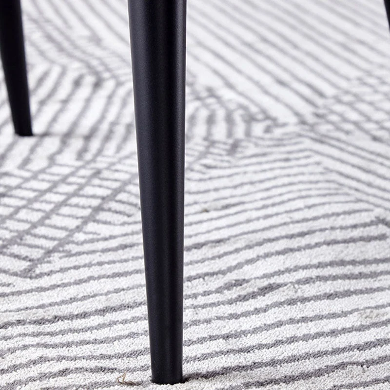 Poltroncina da pranzo stile moderno con braccioli metallo, schienale aperto e imbottitura Clearhalo