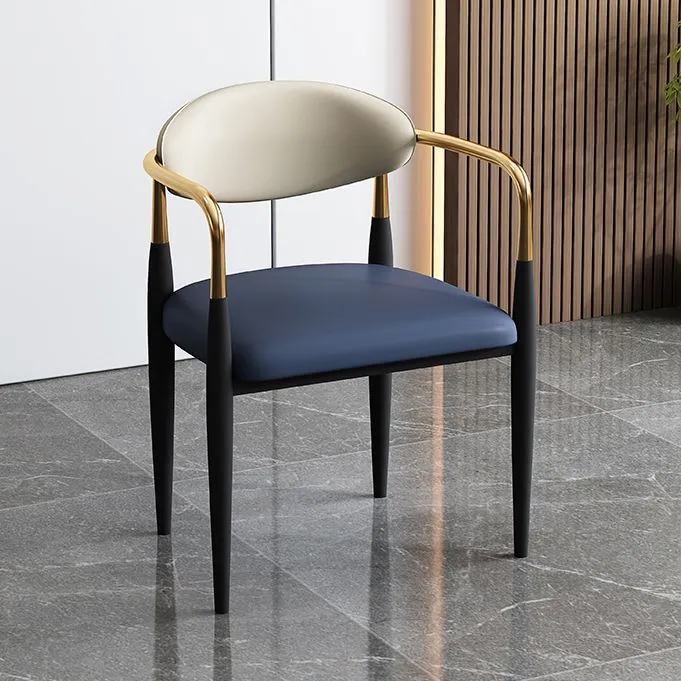 Poltroncina stile Glam Sedia da pranzo ecopelle con schienale aperto per la casa Clearhalo