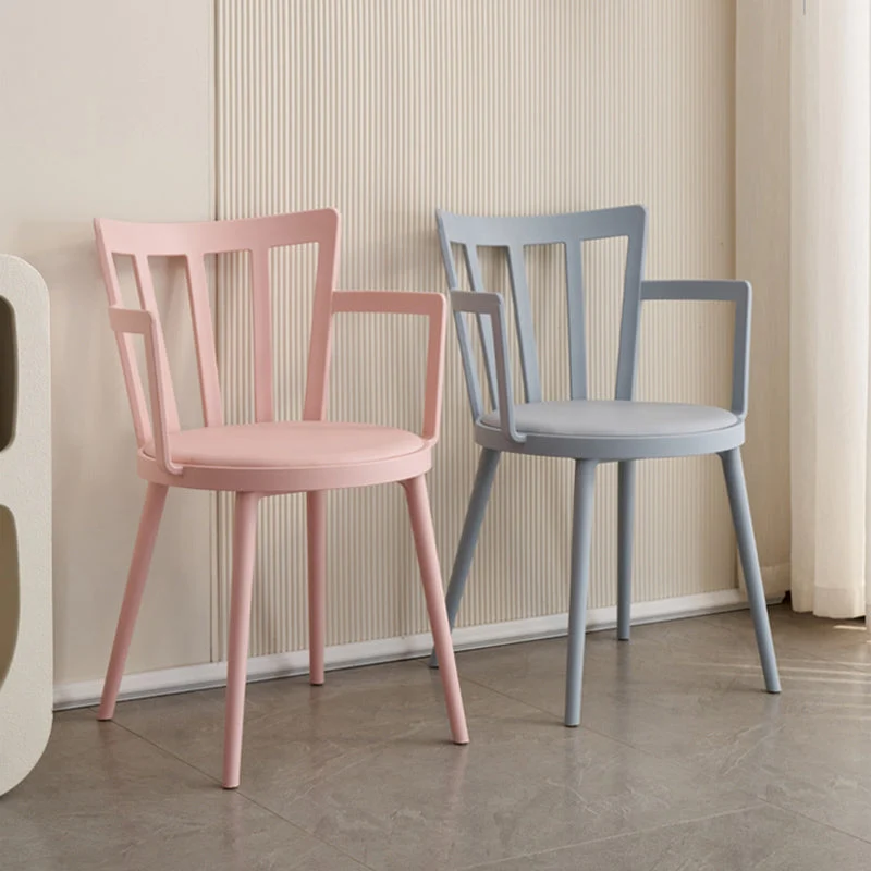 Poltroncina stile moderno con schienale plastica Winsor per interni per sala da pranzo Clearhalo