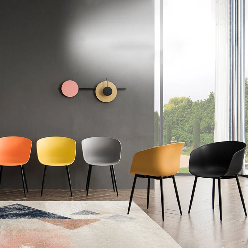 Poltroncina stile nordico Sedia laterale plastica per la casa con gambe nere 22"x22"x30,3" Clearhalo
