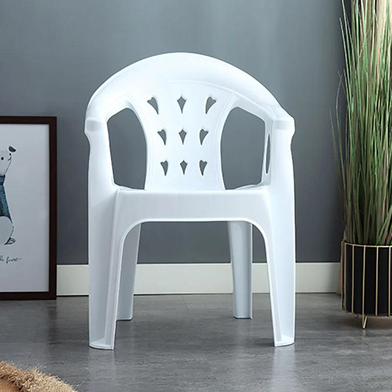 Poltrone da pranzo impilabili contemporanee Sedia laterale da pranzo plastica per uso domestico Clearhalo