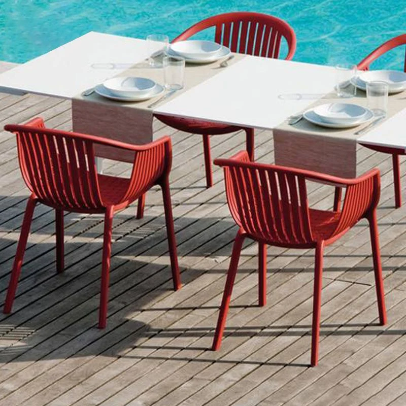 Poltrone da pranzo scandinave Poltrona da pranzo con schienale doghe plastica (set di 4) Clearhalo