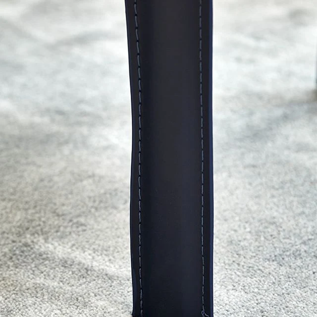 Poltrone da pranzo stile moderno Poltrone imbottite con schienale massiccio e gambe metallo Clearhalo
