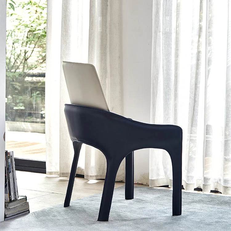 Poltrone da pranzo stile moderno Poltrone imbottite con schienale massiccio e gambe metallo Clearhalo