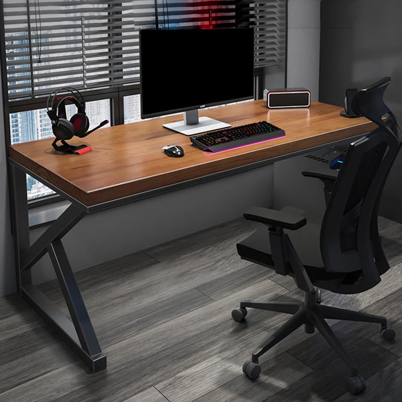 Scrivania per computer di forma rettangolare, scrivania legno massello di colore marrone Clearhalo