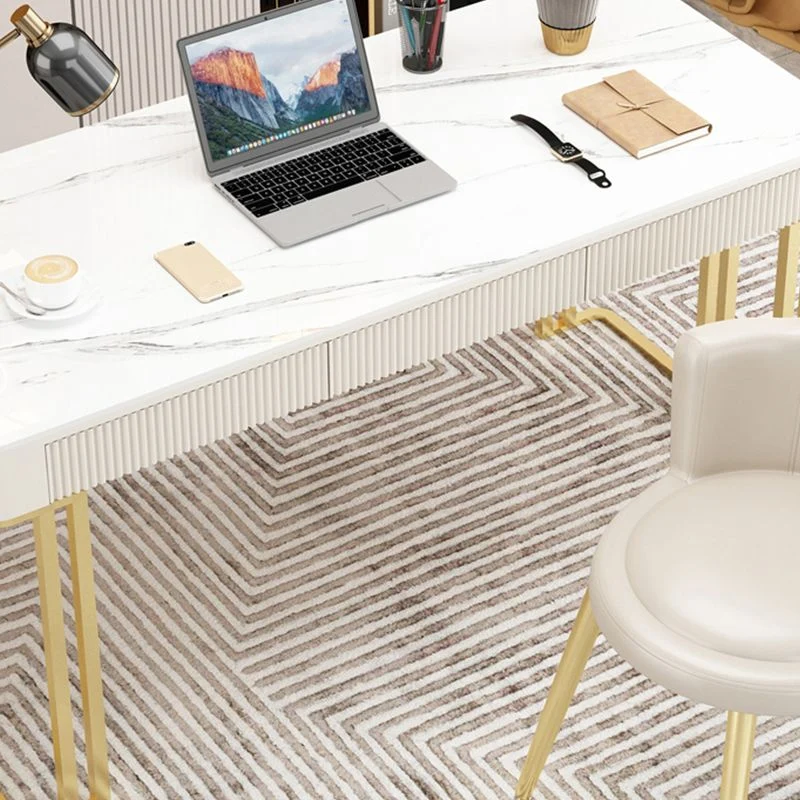 Scrivania da ufficio contemporanea pietra Scrivania operativa di forma rettangolare con 2 gambe bianco e oro Clearhalo