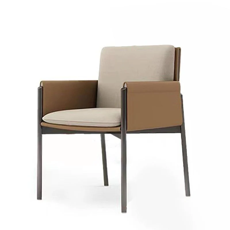 Sedia da casa pelle di stile designer, sedia da pranzo singola con schienale massiccio e bracciolo laterale Clearhalo