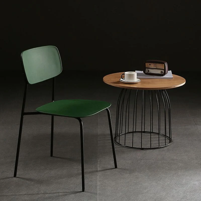Sedia da cucina industriale senza braccioli Sedia da interno plastica con schienale aperto e base metallo Clearhalo