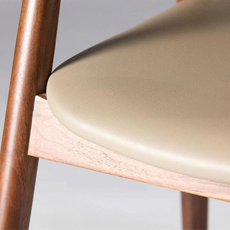Sedia da cucina per la casa Poltrona da pranzo legno massello con schienale aperto marrone Clearhalo