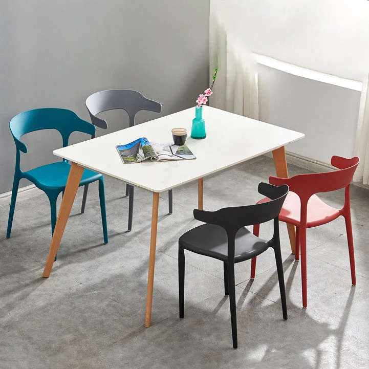Sedia impilabile plastica con braccioli stile nordico per sala da pranzo Clearhalo