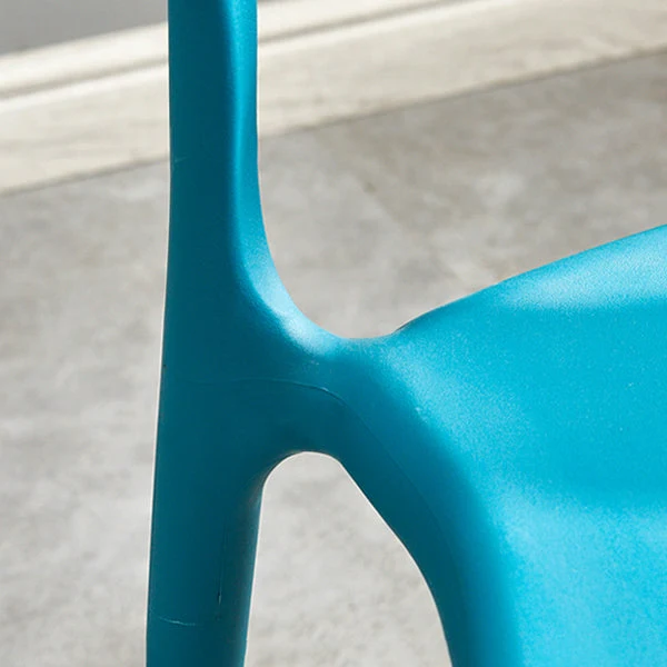 Sedia impilabile plastica con braccioli stile nordico per sala da pranzo Clearhalo