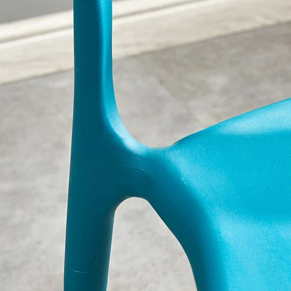 Sedia impilabile plastica con braccioli stile nordico per sala da pranzo Clearhalo