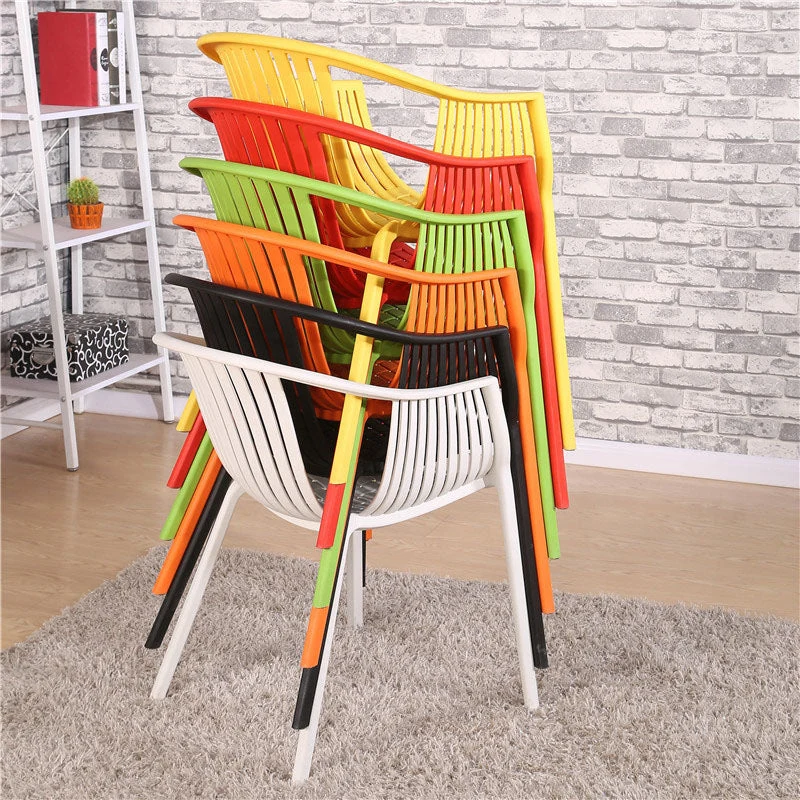 Sedia impilabile stile moderno da pranzo con braccioli plastica per cucina Clearhalo
