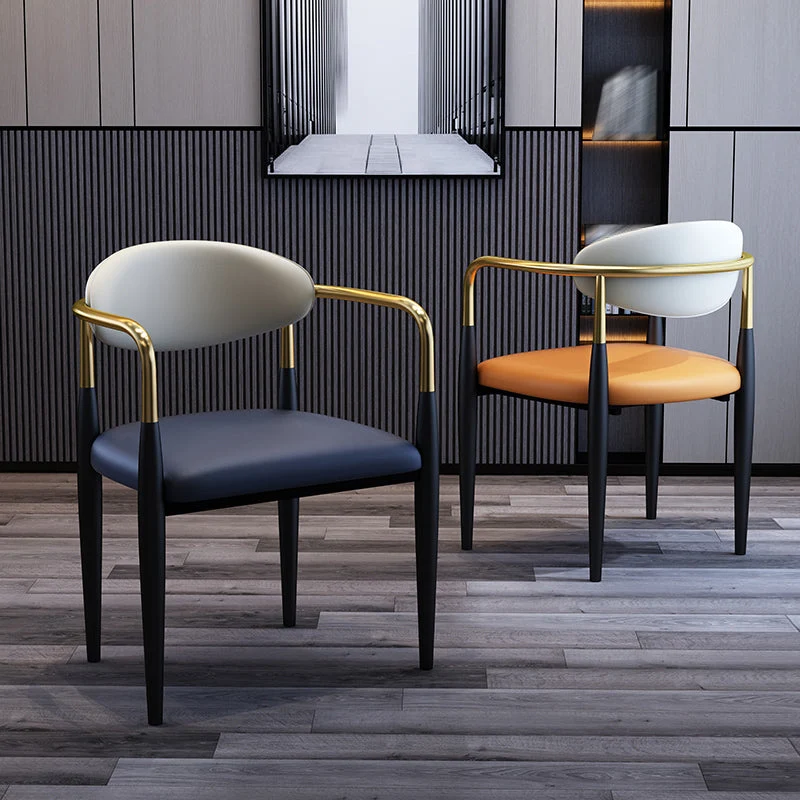 Sedia laterale con finitura metallizzata e braccioli. Sedia da pranzo industriale metallo Clearhalo