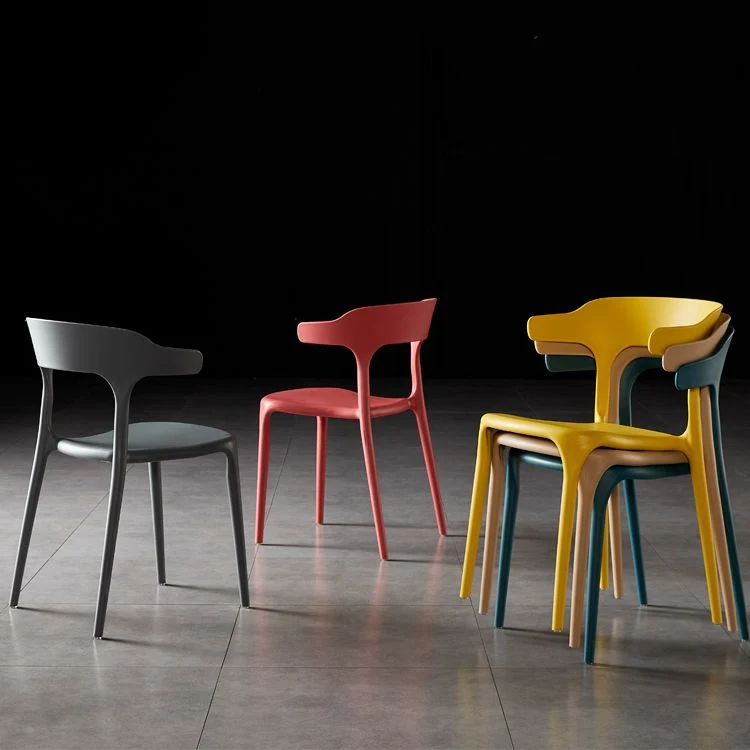 Sedia laterale contemporanea impilabile da pranzo Sedie senza braccioli plastica colorata per sala da pranzo Clearhalo