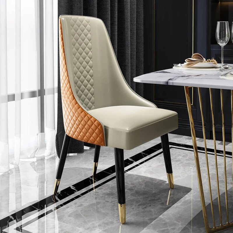 Sedia laterale curva pelle contemporanea Sedie Parsons con finitura opaca Clearhalo