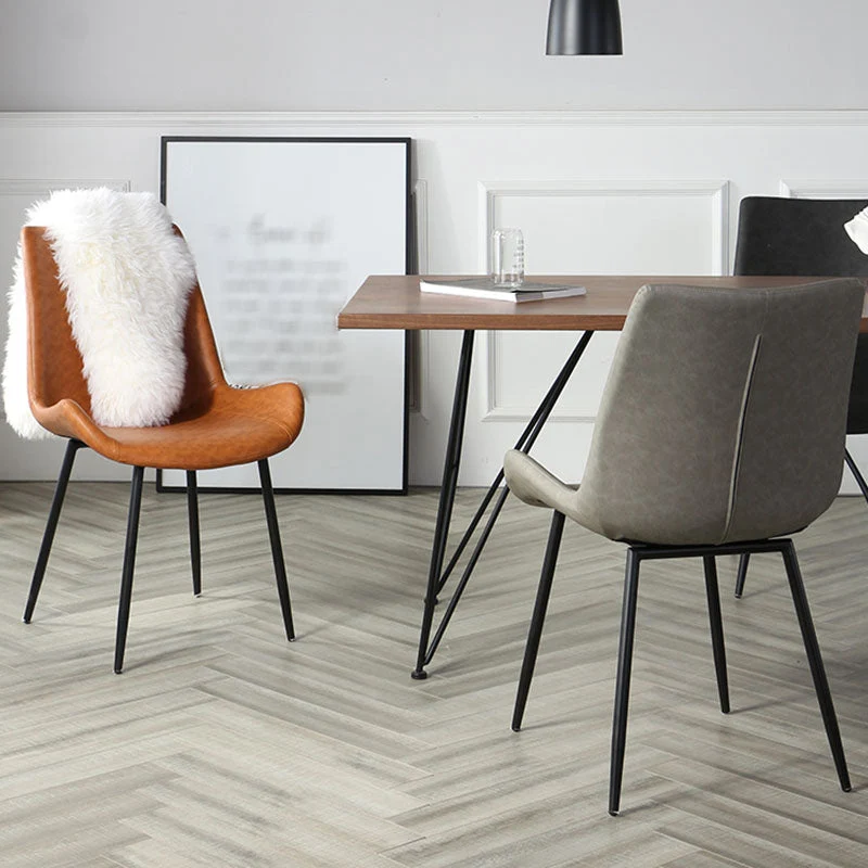 Sedia laterale dal design industriale ecopelle Sedia con schienale solido per la casa Clearhalo