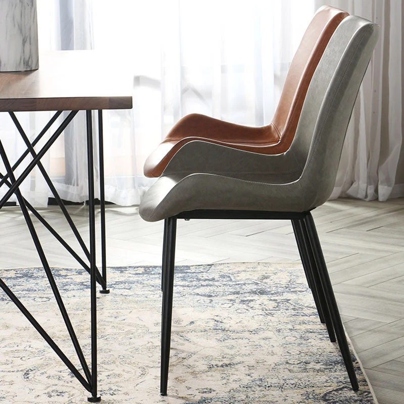 Sedia laterale dal design industriale ecopelle Sedia con schienale solido per la casa Clearhalo