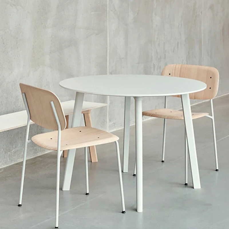 Sedia laterale industriale per interni legno con schienale aperto e gambe metallo. Sedia da sala da pranzo Clearhalo
