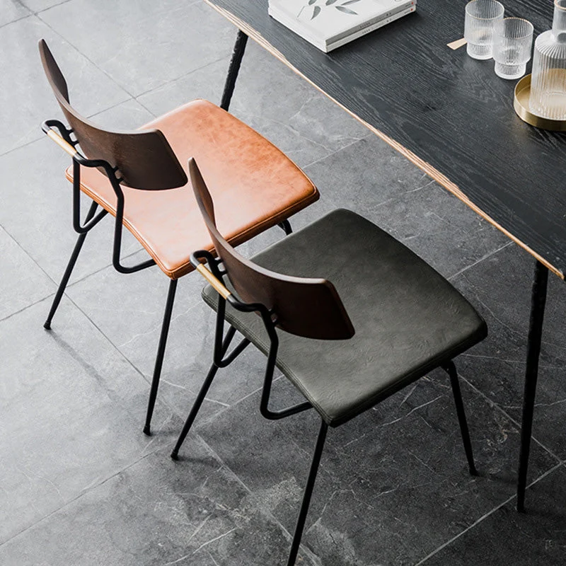 Sedia laterale metallo stile industriale senza braccioli con schienale aperto per uso nel patio Clearhalo