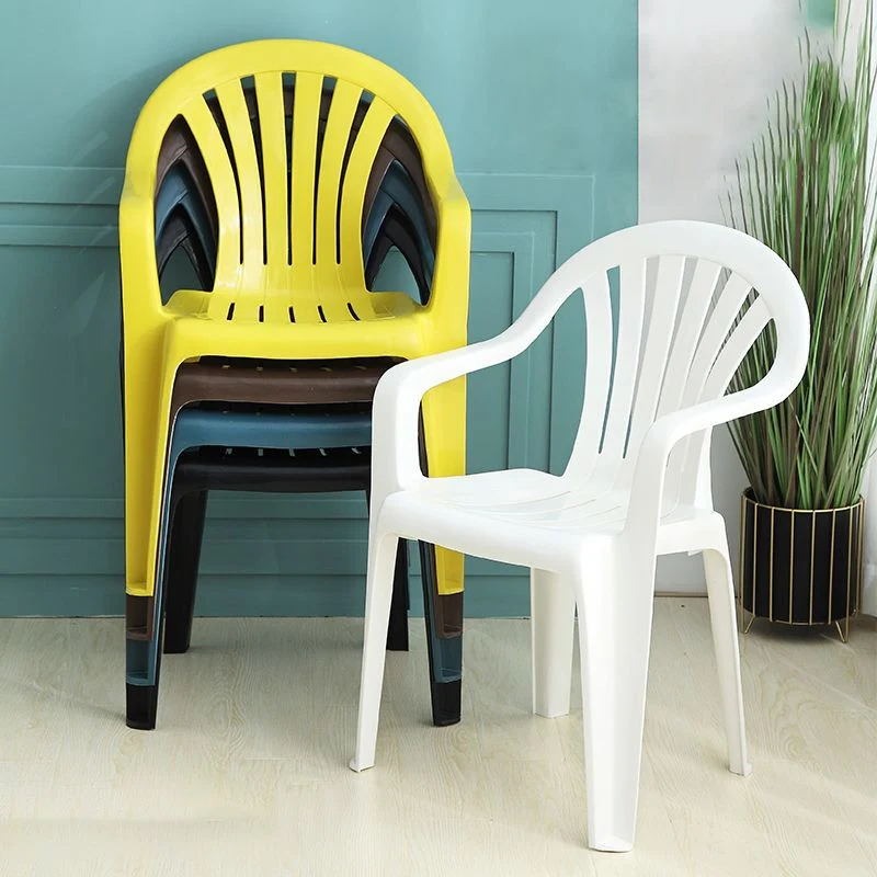 Sedia laterale moderna plastica con braccioli Windsor e schienale impilabile per uso domestico Clearhalo