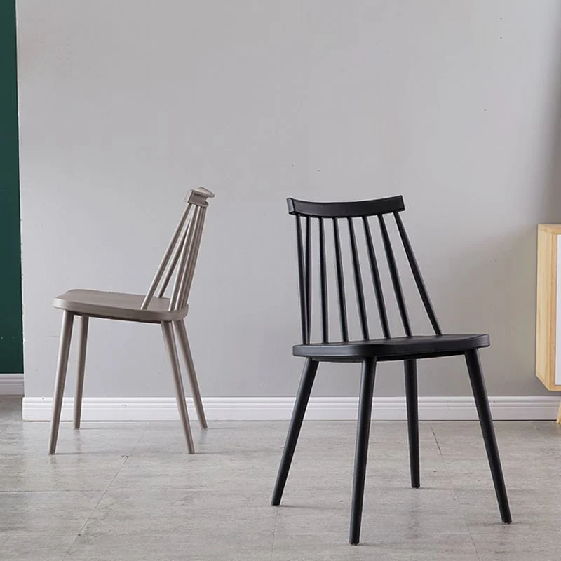 Sedia laterale moderna plastica con finitura opaca Sedia con schienale doghe per interni ed esterni Clearhalo