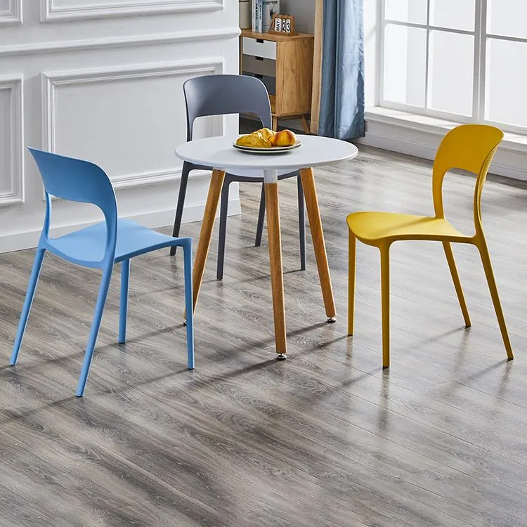 Sedia laterale moderna plastica per la casa, impilabile, sedia da pranzo senza braccioli con schienale aperto Clearhalo